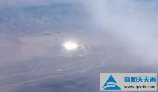 新疆ufo事件悬停5小时