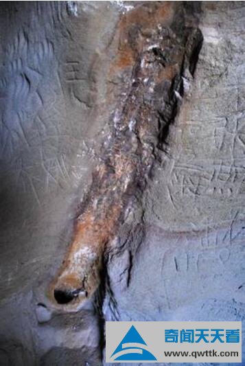 青海外星人遗址