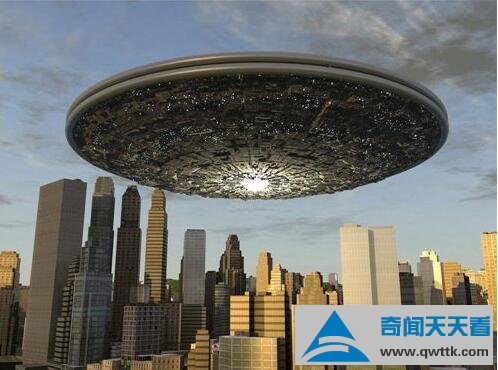 上海2010年惊现巨型ufo
