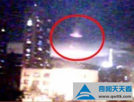 上海2010年惊现巨型ufo