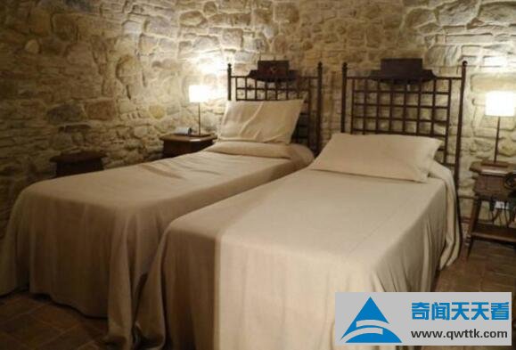 宾馆有鬼的征兆