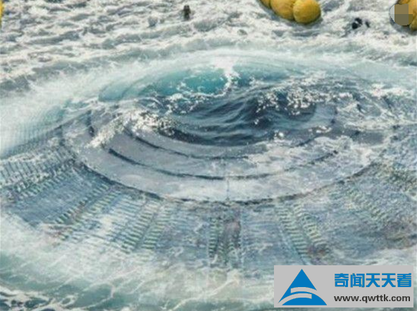 南极卫星拍到地下城市